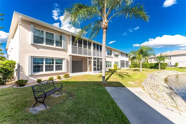 $225,000 | 12144 Southwest Egret Circle, Unit 1604, Lake Suzy, FL 34269