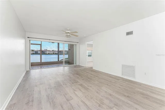 $225,000 | 12144 Southwest Egret Circle, Unit 1604, Lake Suzy, FL 34269