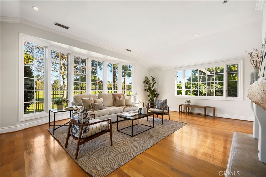 630 West Devon Place Long Beach, CA 90807 - Photo 17 of 53