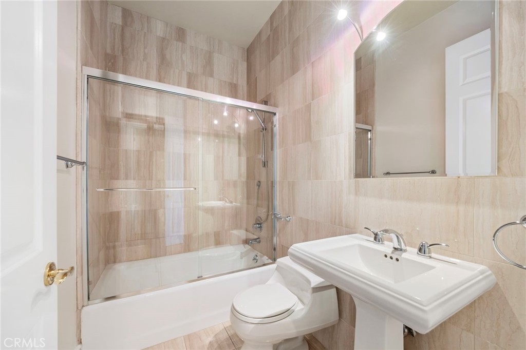 630 West Devon Place Long Beach, CA 90807 - Photo 32 of 53