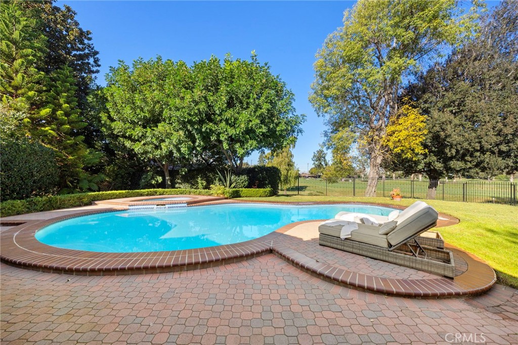 630 West Devon Place Long Beach, CA 90807 - Photo 47 of 53