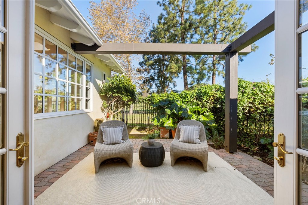 630 West Devon Place Long Beach, CA 90807 - Photo 9 of 53