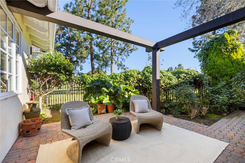 630 West Devon Place Long Beach, CA 90807 - Photo 10 of 53