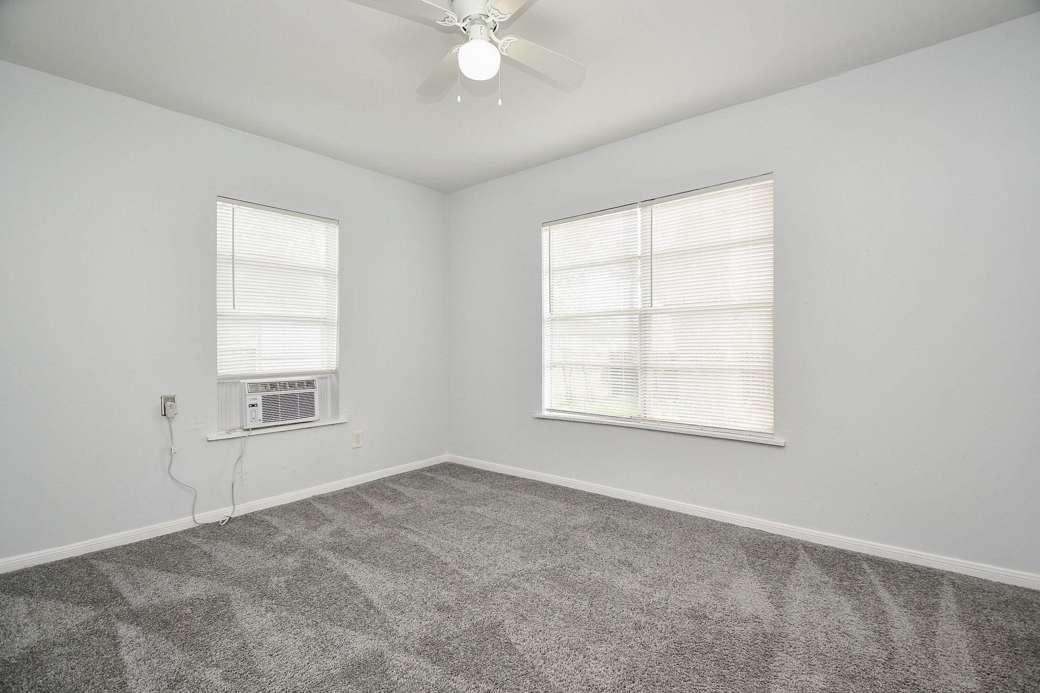 941 Lucky Street Houston, TX 77088 - Photo 11 of 18 Bedroom two.