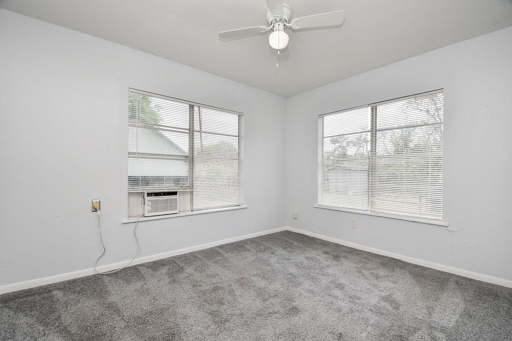941 Lucky Street Houston, TX 77088 - Photo 13 of 18 Bedroom three.