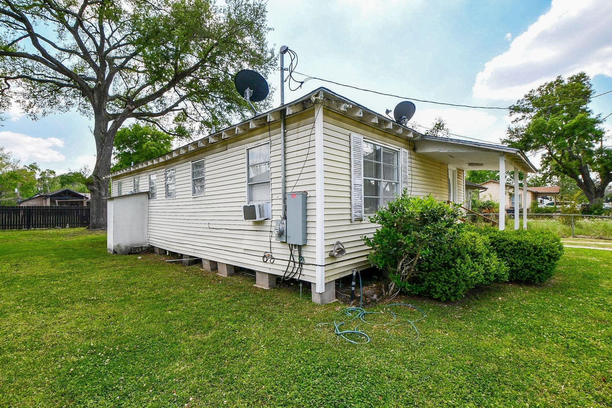 941 Lucky Street Houston, TX 77088 - Photo 14 of 18