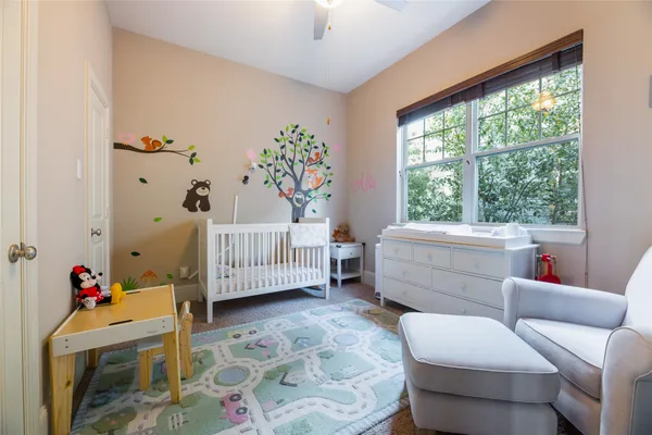 $3,500 | 769 Waverly Street, Houston, TX 77007