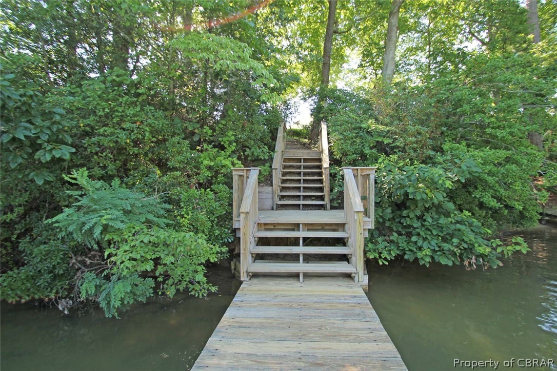 1621 Locust Grove Road Topping, VA 23169 - Photo 13 of 48 Easy Steps to the Pier