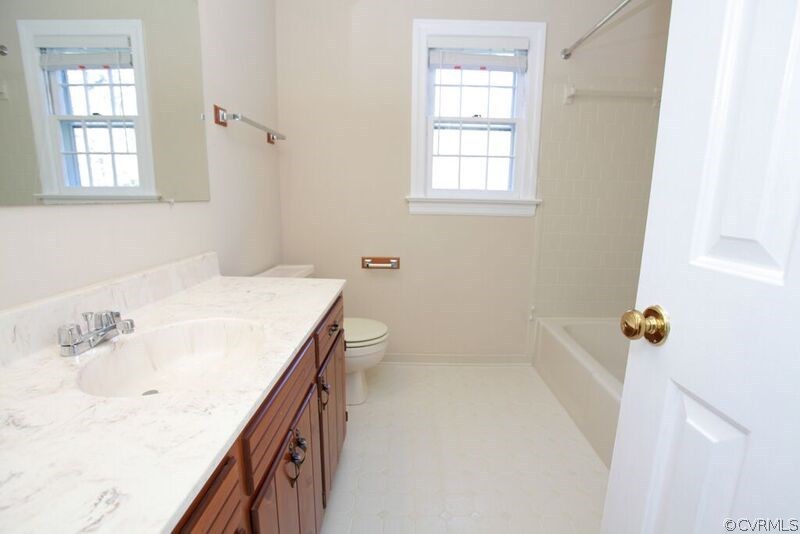 12907 Rivers Bend Road Chester, VA 23836 - Photo 31 of 43 Hall bath with tub/shower combo.