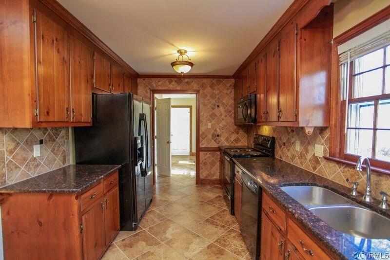 12907 Rivers Bend Road Chester, VA 23836 - Photo 9 of 43 Close-up of kitchen.