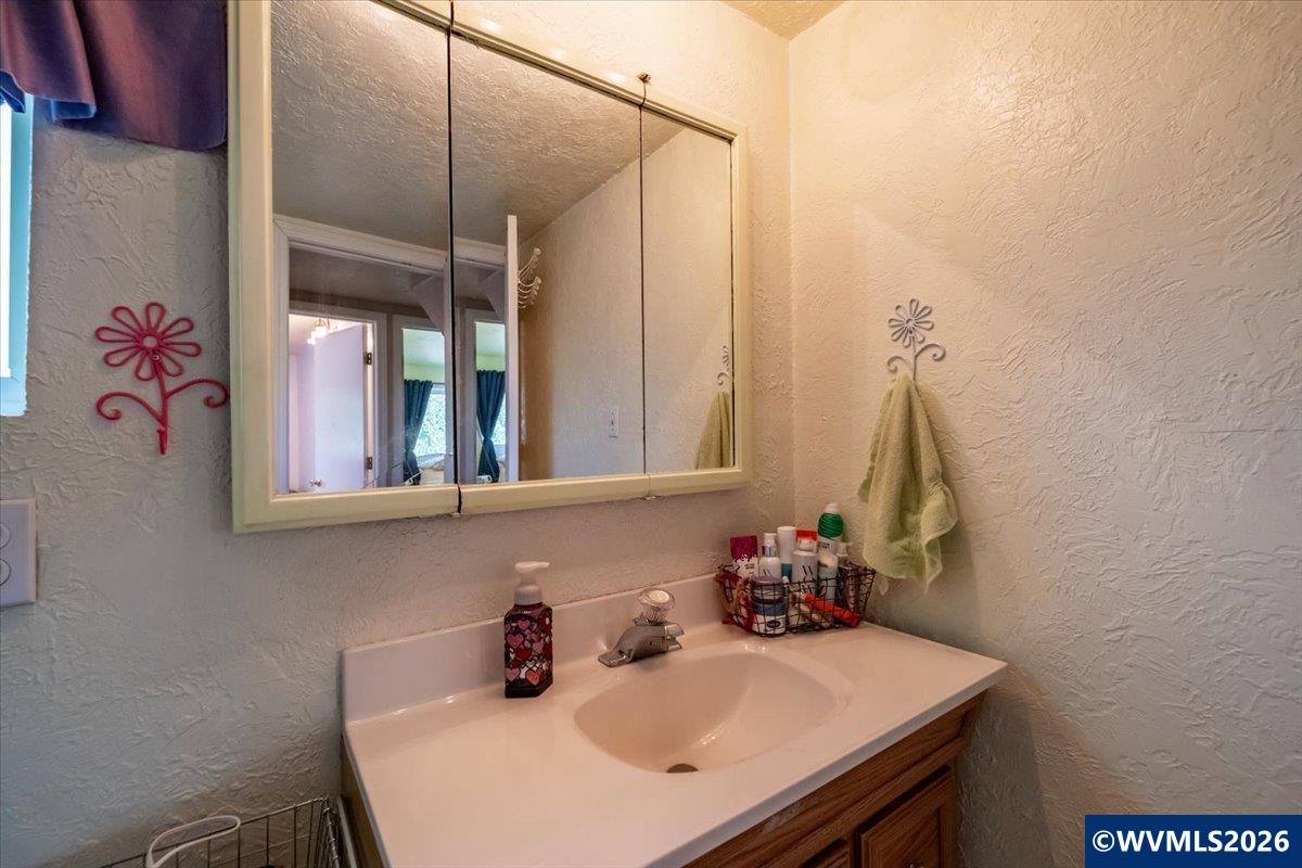 1375 Southwest Elm Street Albany, OR 97321 - Photo 31 of 42