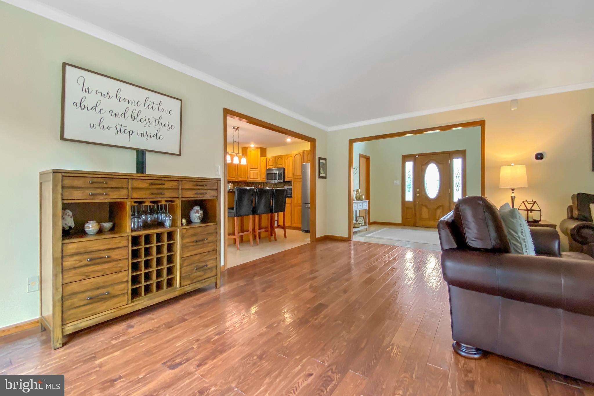 310 Garwin Road Swedesboro, NJ 08085 - Photo 7 of 26 Family Room