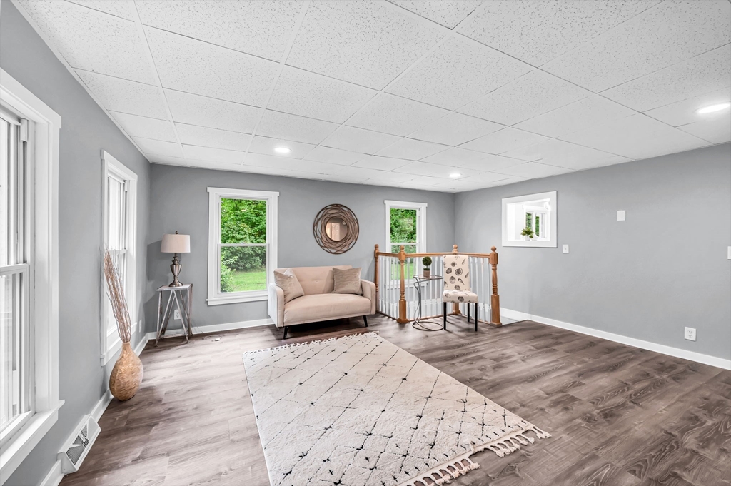 37 Wales Road Holland, MA 01521 - Photo 14 of 30 Gallery Image 14