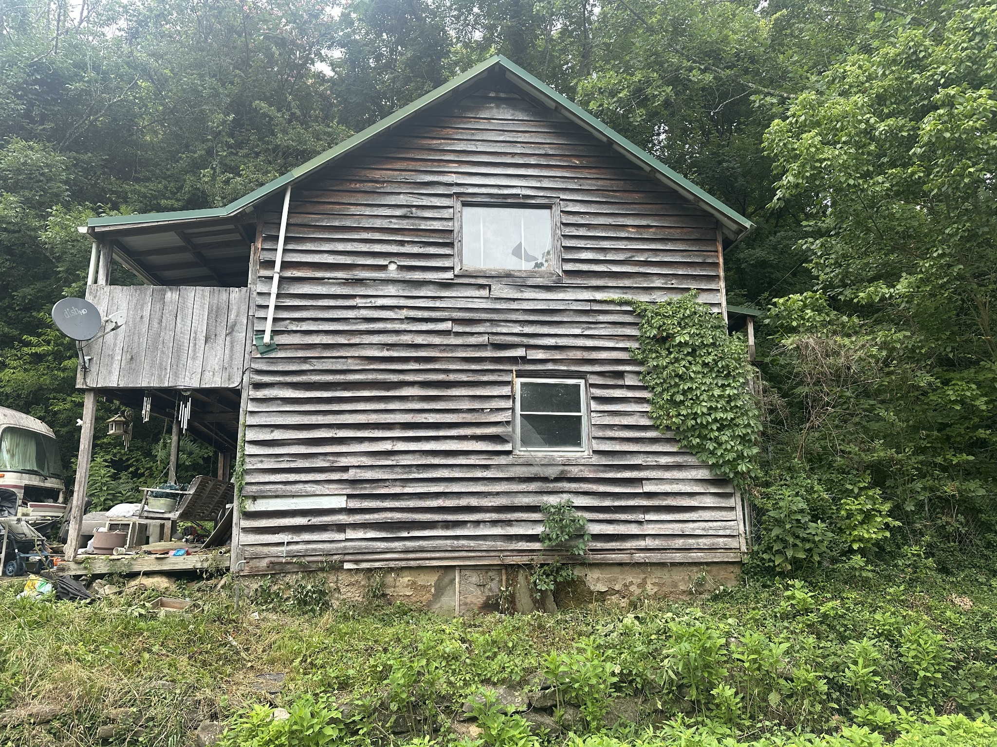 17 Hackett Valley Road Hickman, TN 38567 - Photo 2 of 9