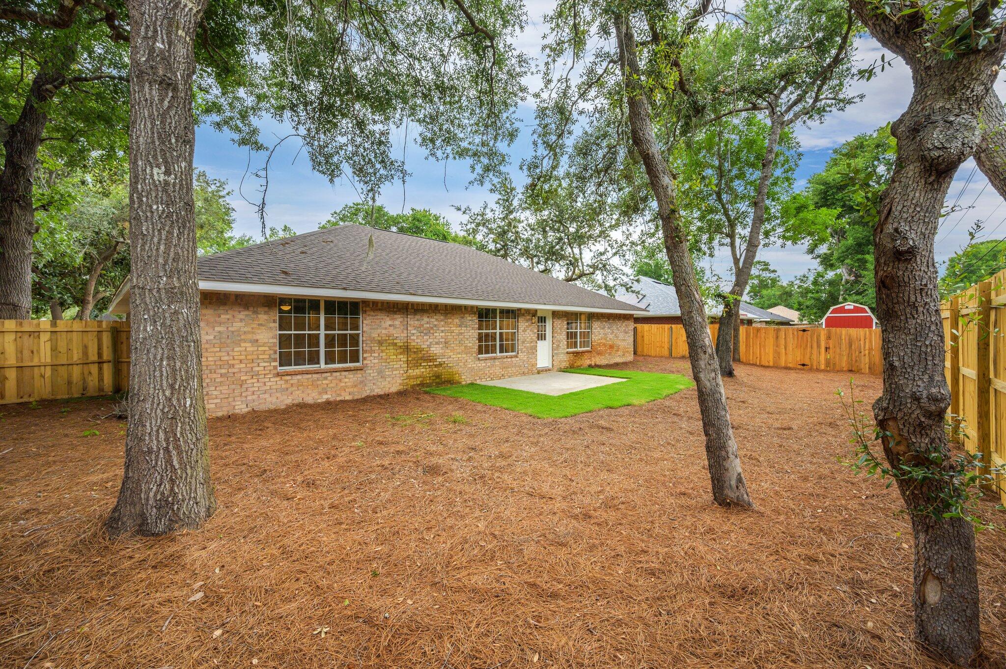 348 Beacon Way Santa Rosa Beach, FL 32459 - Photo 35 of 46 a house with a garden space