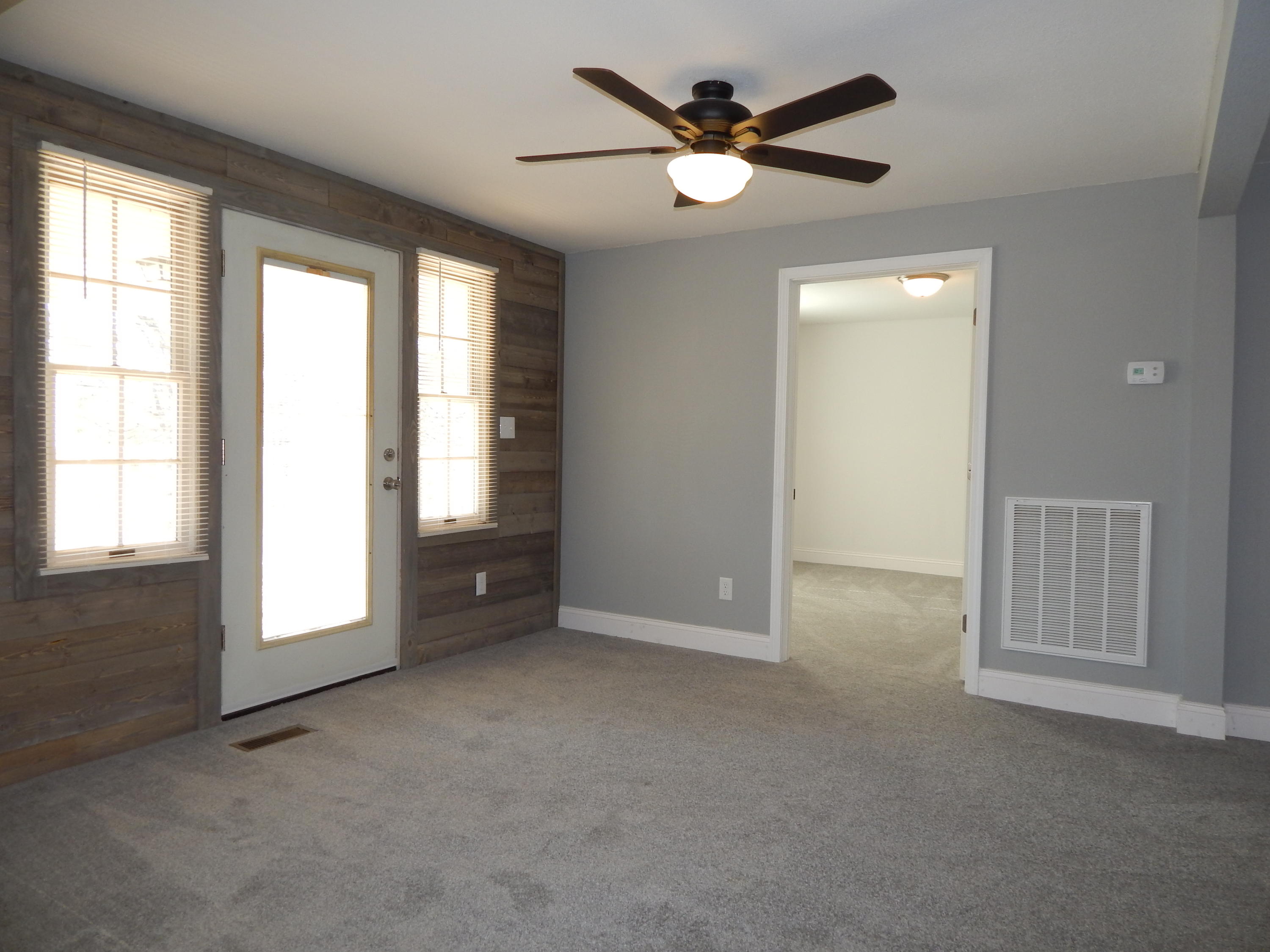 521 Ridge Road Maryville, TN 37803 - Photo 3 of 29 DSCN4936