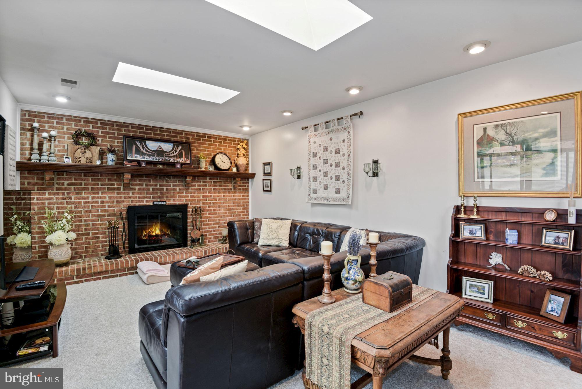 2131 Silentree Drive Vienna, VA 22182 - Photo 16 of 35