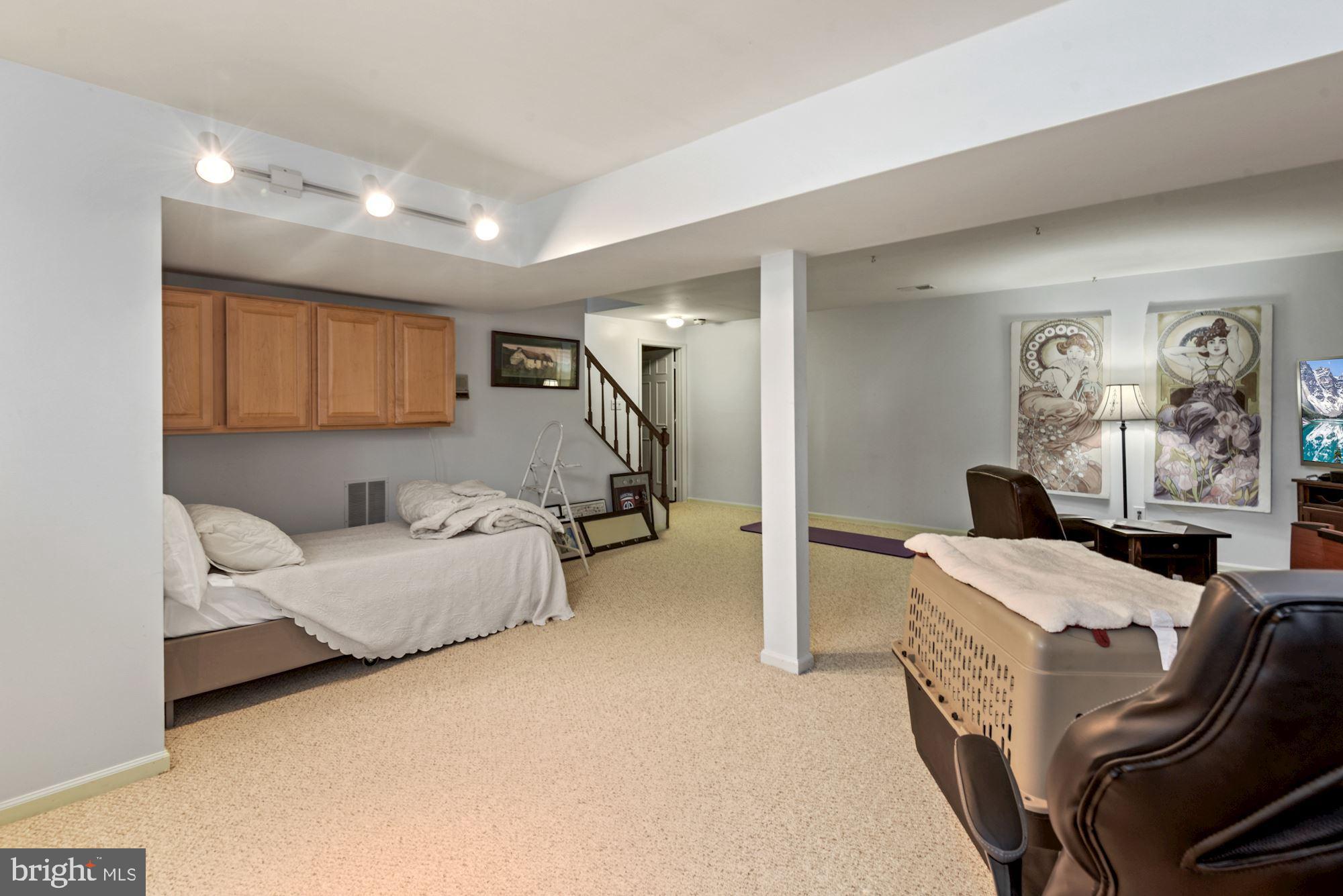 2131 Silentree Drive Vienna, VA 22182 - Photo 21 of 35