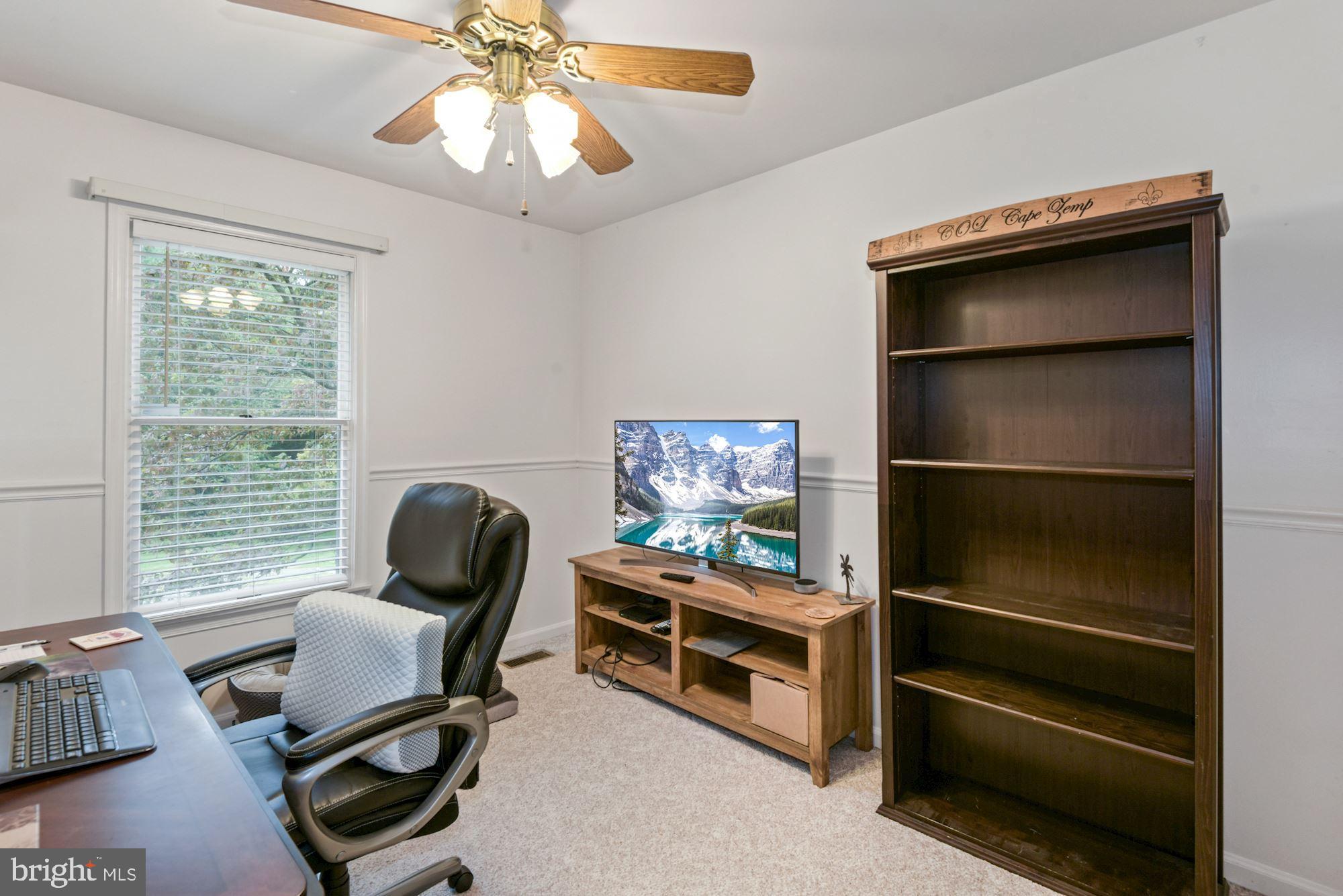 2131 Silentree Drive Vienna, VA 22182 - Photo 31 of 35