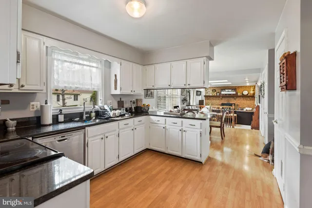 $4,500 | 2131 Silentree Drive, Vienna, VA 22182