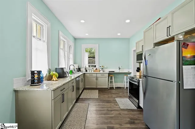 $290,000 | 501 North Adair Street, Clinton, SC 29325