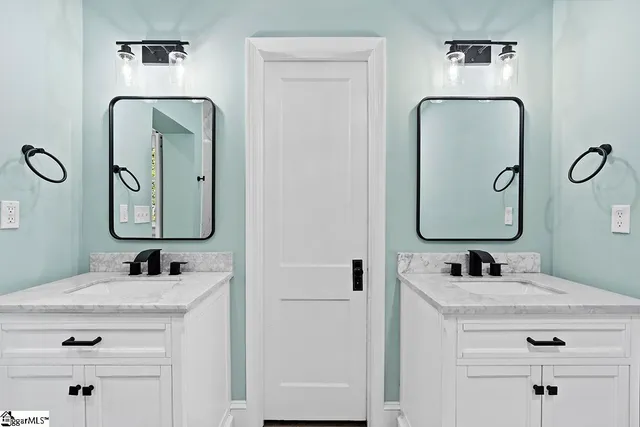 $290,000 | 501 North Adair Street, Clinton, SC 29325