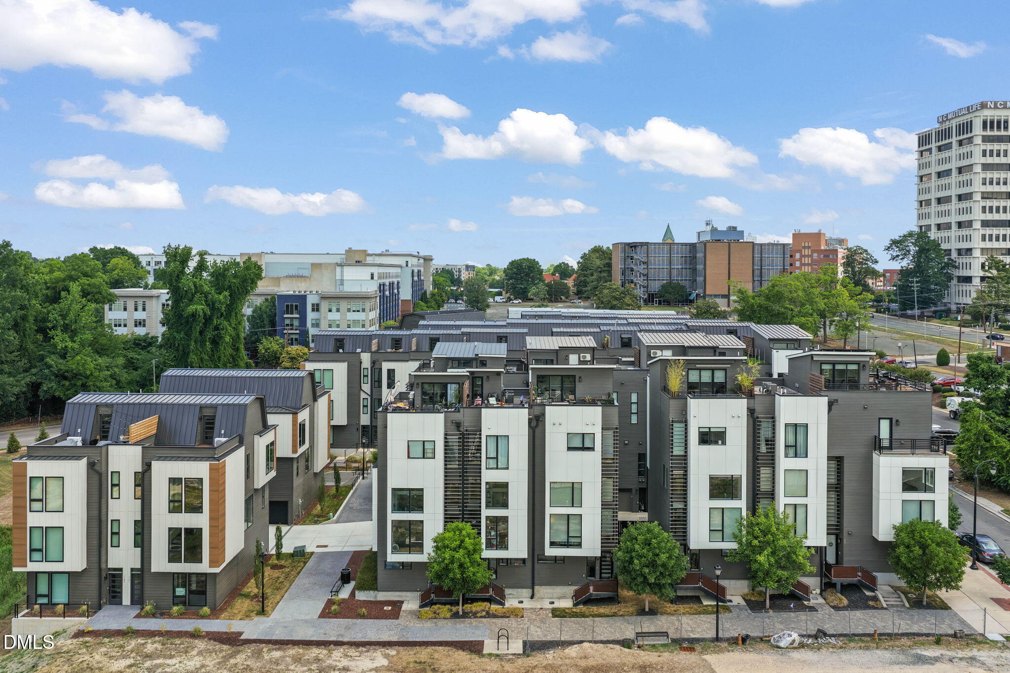 512 Gordon Street, Unit 901 Durham, NC 27701 - Photo 9 of 11 16-web-or-mls-DJI_20260611115252_0894_D