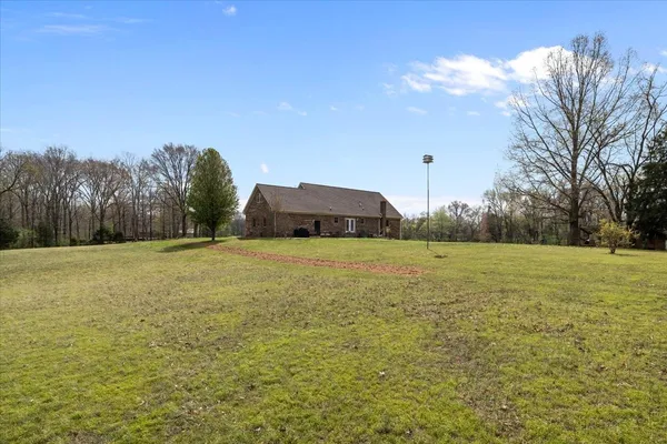 $599,900 | 5842 Old State Rte 1, New Johnsonville, TN 37134