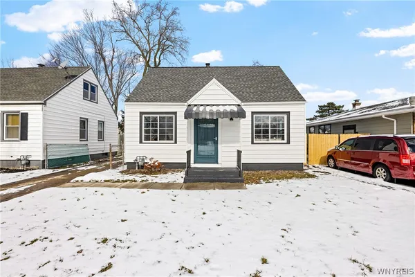 $279,900 | 538 Taunton Place, Buffalo, NY 14216