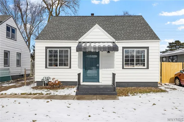 $279,900 | 538 Taunton Place, Buffalo, NY 14216