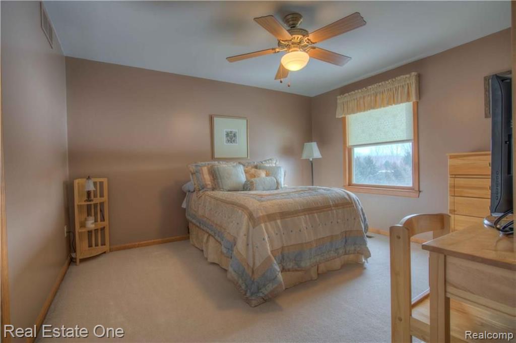 59935 9 Mile Road South Lyon, MI 48178 - Photo 21 of 31