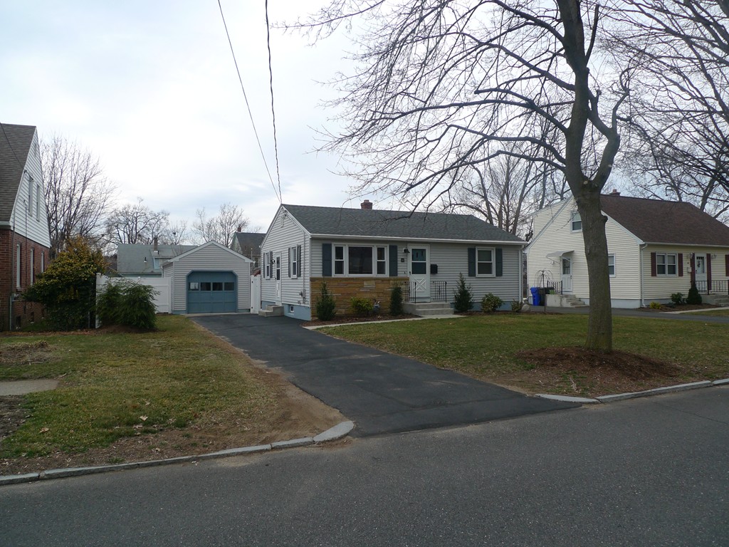60 Clement Street Springfield, MA 01118 - Photo 18 of 18