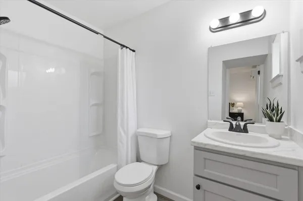 $199,900 | 1322 California Street, Unit 12, Tallahassee, FL 32304