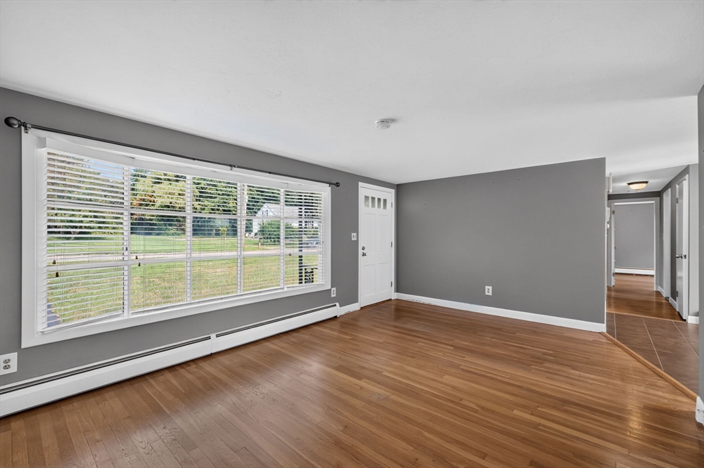 165 Swansom Road Swansea, MA 02777 - Photo 8 of 42 Gallery Image 8