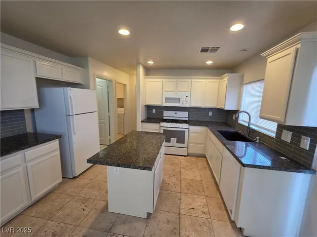 $1,650 | 6320 Legend Falls Street, North Las Vegas, NV 89081