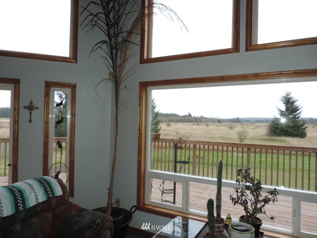 18000 Seco Lane Rochester, WA 98579 - Photo 14 of 21