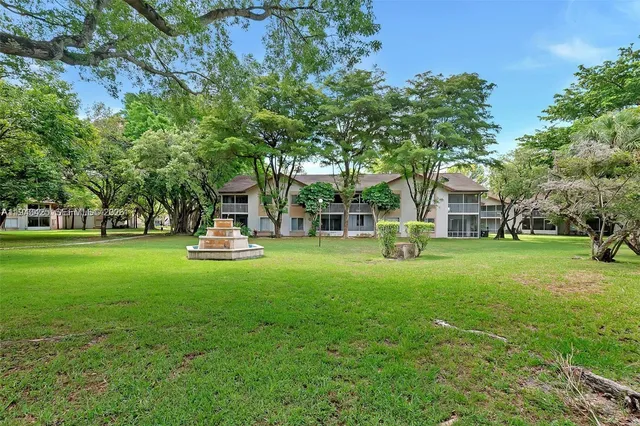 $1,950 | 9446 Southwest 140th Court, Unit 9446, Miami, FL 33186