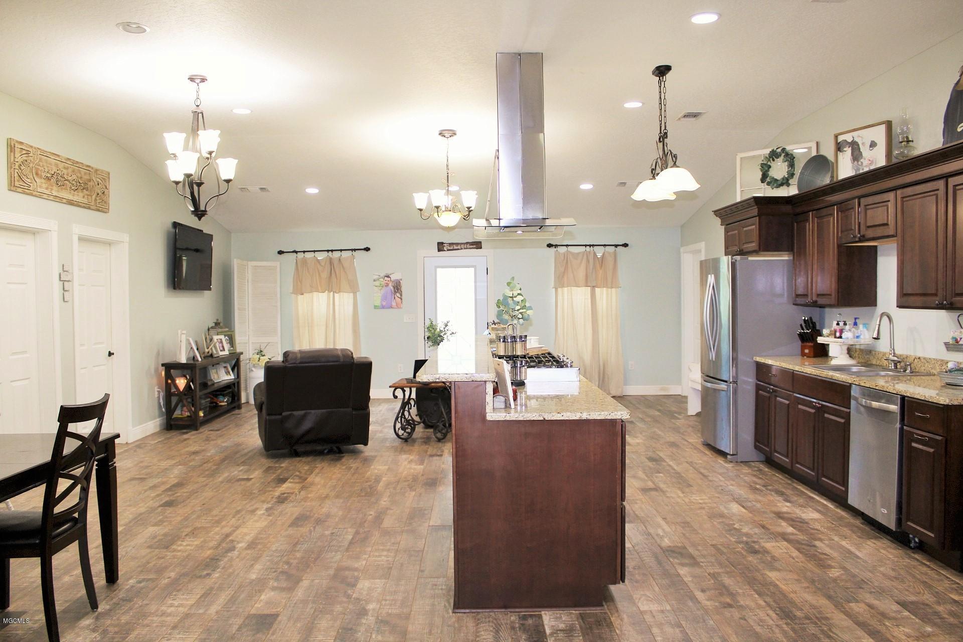 1130 Easley Road Lucedale, MS 39452 - Photo 3 of 48 2