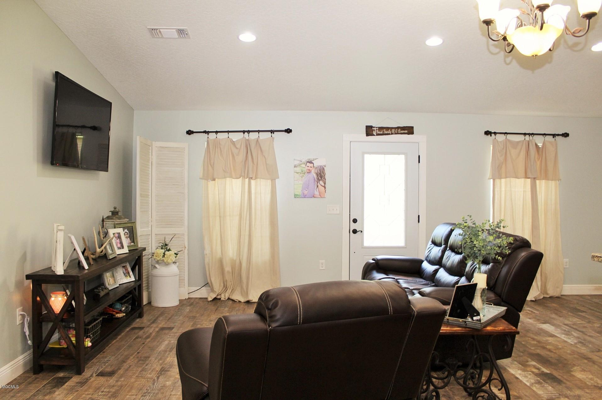 1130 Easley Road Lucedale, MS 39452 - Photo 5 of 48 4