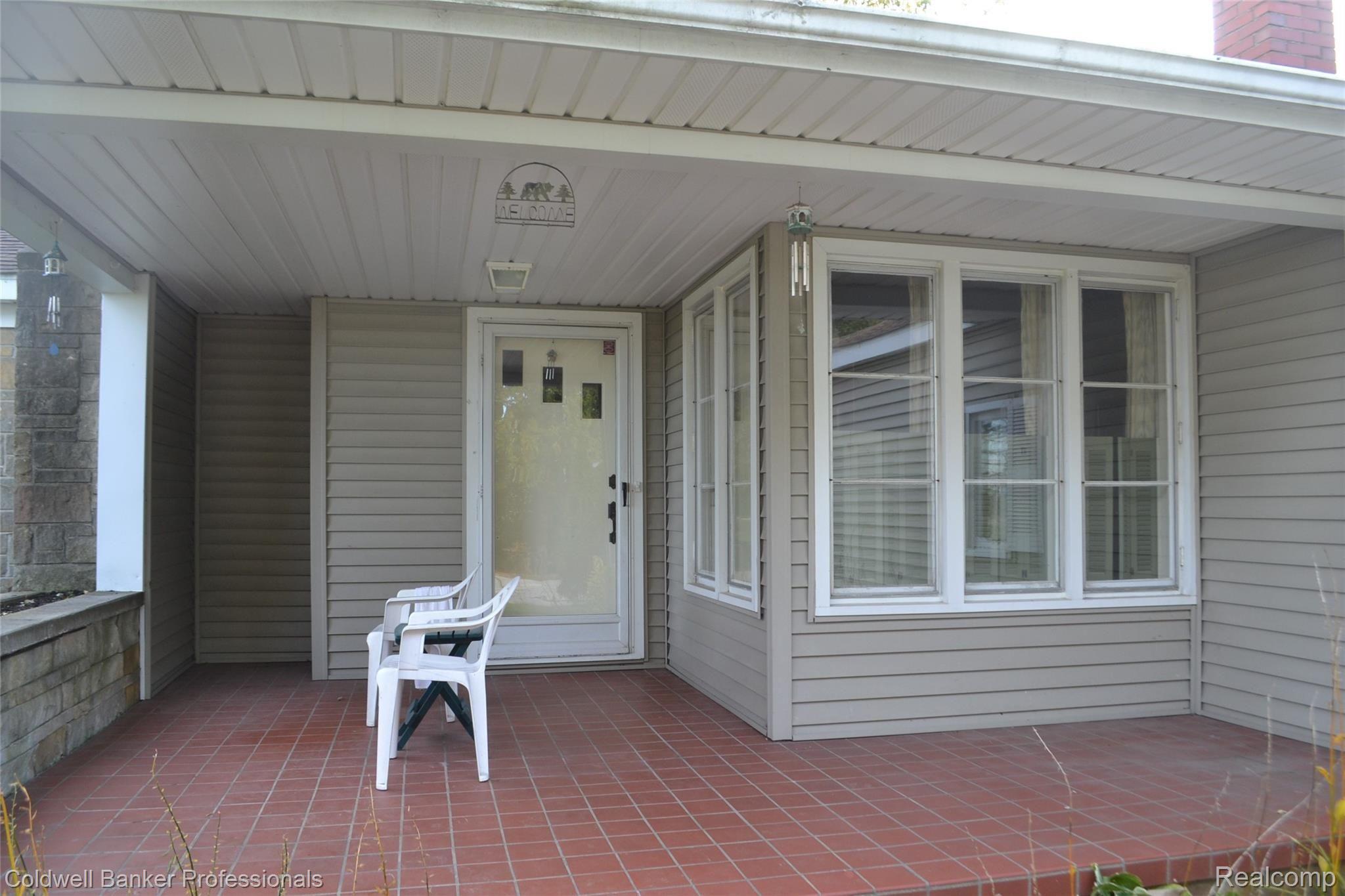 151 Millville Road Lapeer, MI 48446 - Photo 4 of 30 DSC_0560.JPG