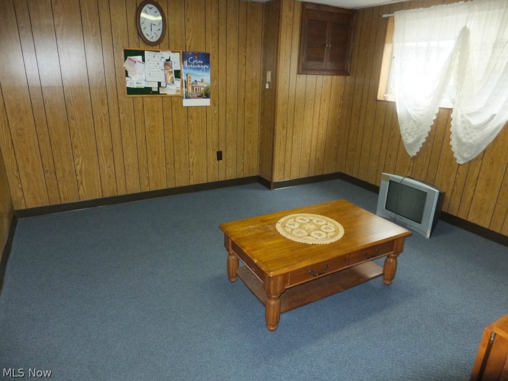 3010 Snow Road Cleveland, OH 44134 - Photo 16 of 23