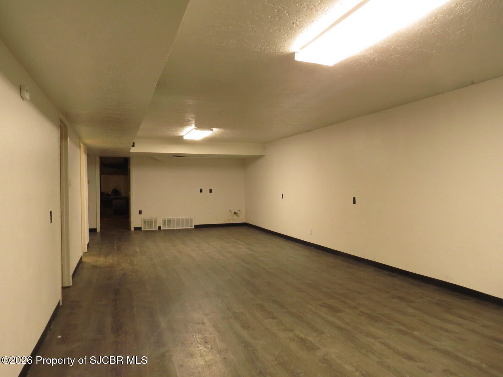 3212 Foutz Road Farmington, NM 87401 - Photo 11 of 31 Gallery Image 11
