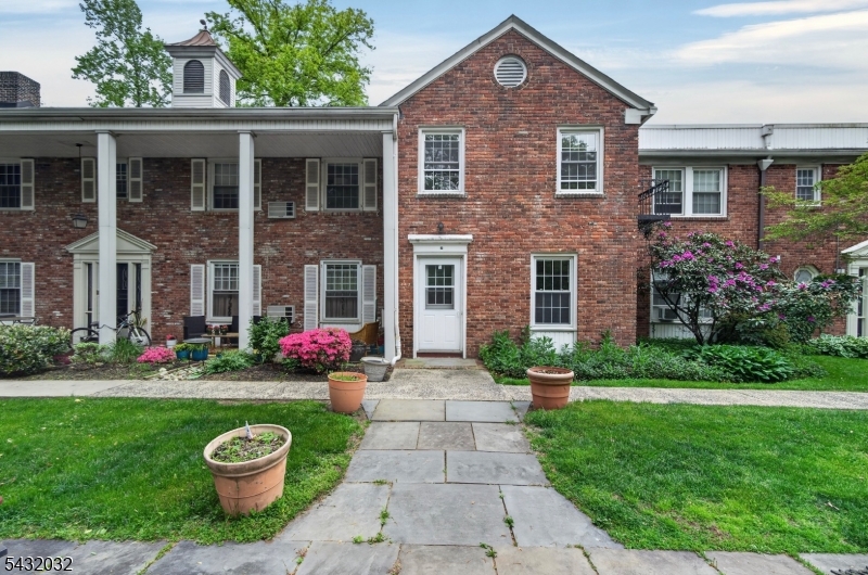 180 Summit Avenue, Unit B Summit, NJ 07901 - Photo 1 of 15