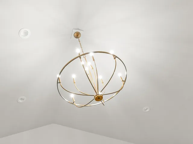 $649,000 | 1253 Riverside Drive, Suamico, WI 54173