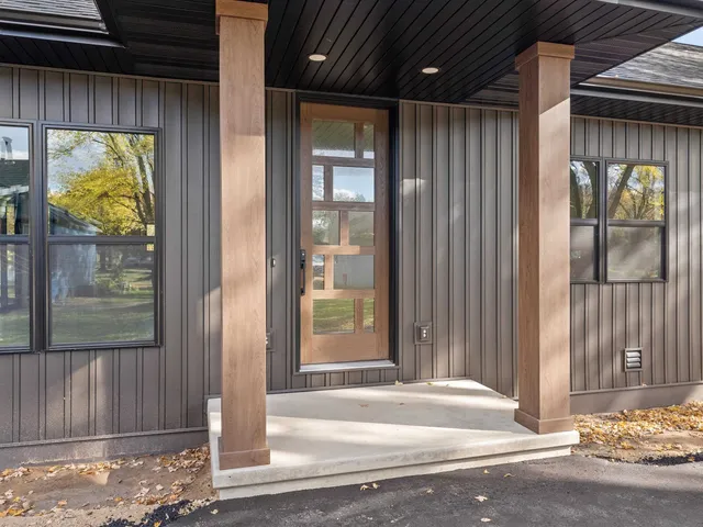 $649,000 | 1253 Riverside Drive, Suamico, WI 54173