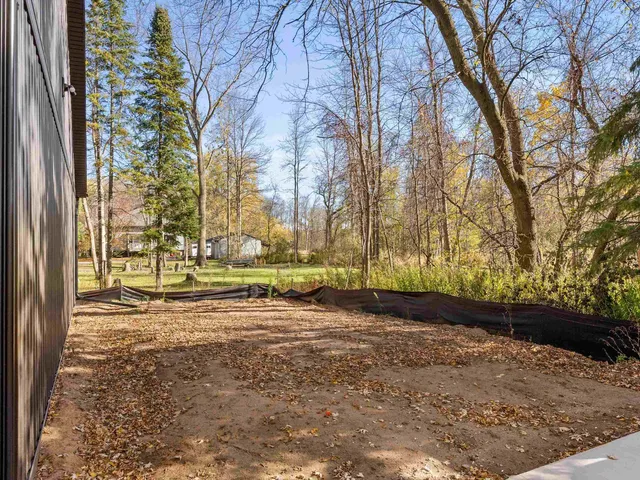 $649,000 | 1253 Riverside Drive, Suamico, WI 54173