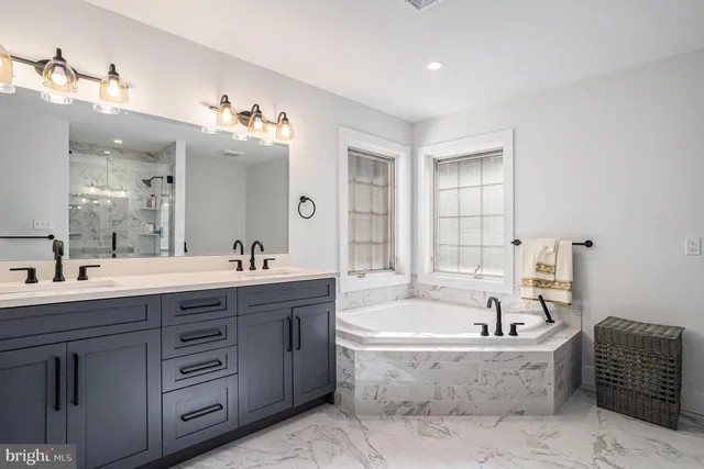 a view of empty room with windows