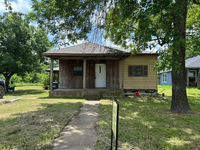 250 Oak Hill Road Whitewright, TX 75491 - Photo 1 of 19