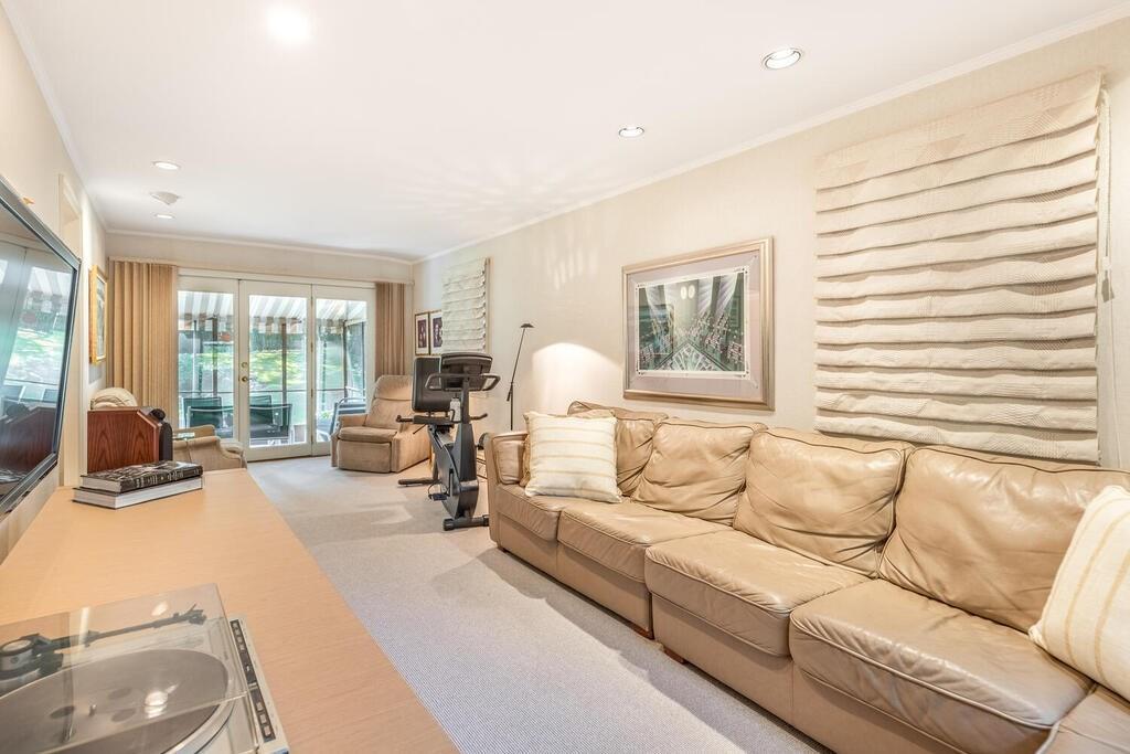 38 Hawthorne Road Swampscott, MA 01907 - Photo 19 of 32 Gallery Image 19