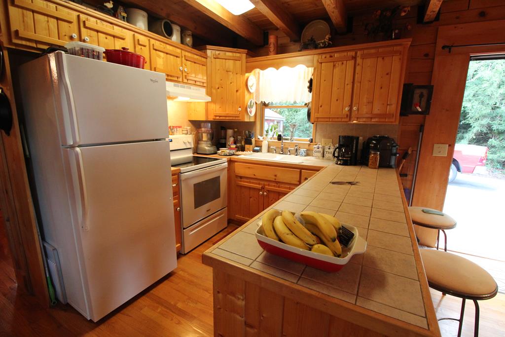 206 Pottery Road Fancy Gap, VA 24328 - Photo 12 of 63 Gallery Image 12